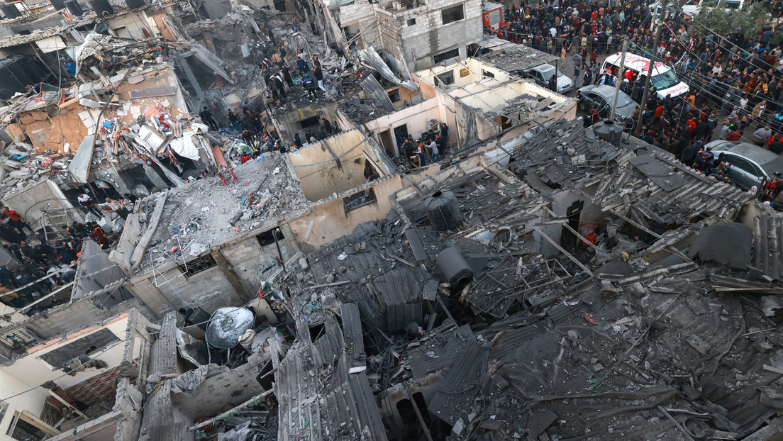 Lavrov: "Israel arrasa barrios en la Franja de Gaza, la situación es terrible"