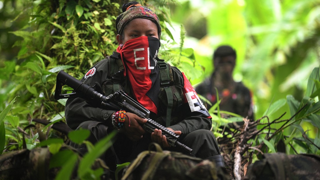 Choques entre el ELN y el Clan del Golfo en Colombia dejan muerte y desplazamientos forzados