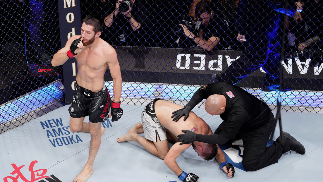 VIDEO: Con implacable sumisión, el ruso Taguir Ulanbekov derrota a Cody Durden en la UFC