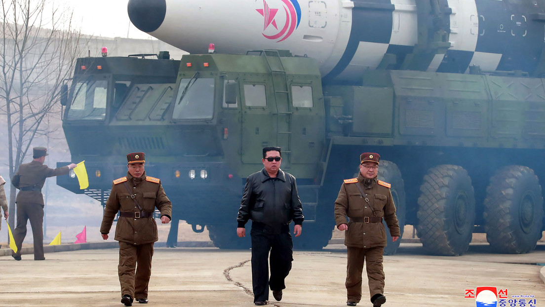Corea del Norte lanza un misil balístico hacia el mar del Japón