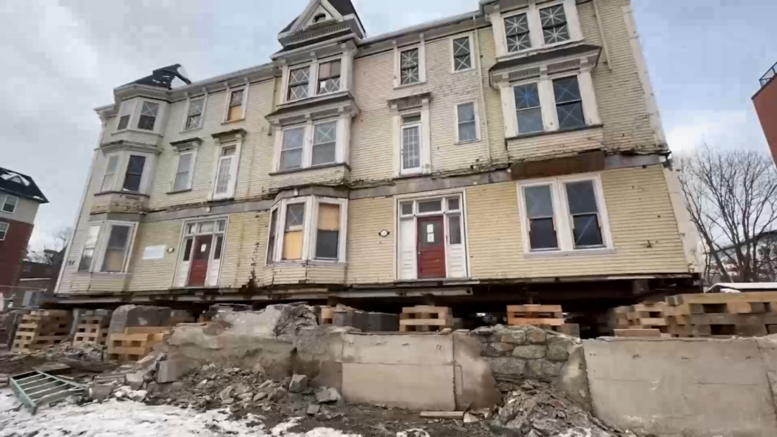 VIDEO: Logran trasladar un edificio histórico canadiense utilizando 700 pastillas de jabón