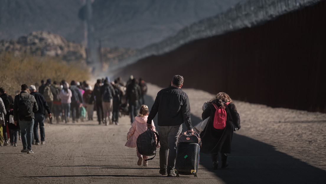 El número de inmigrantes ilegales que entraron a EE.UU. alcanza cifras récord