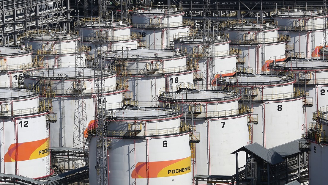 Bloomberg: El procesamiento del crudo en Rusia alcanza niveles máximos en 8 meses