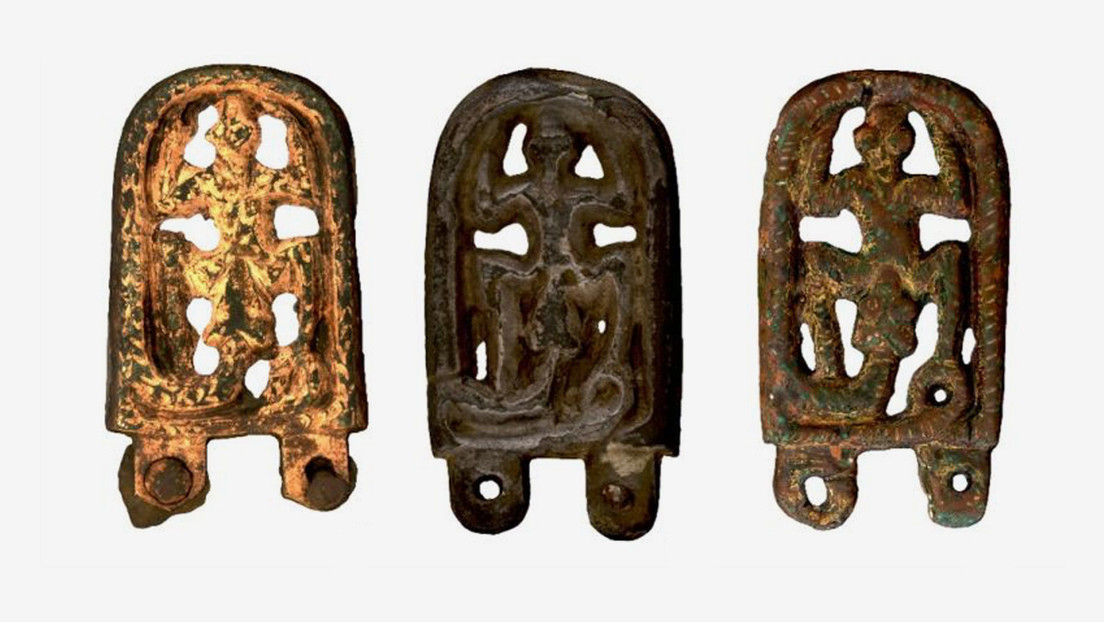 Descubren una inusual hebilla de bronce vinculada a un culto pagano desconocido en Europa central