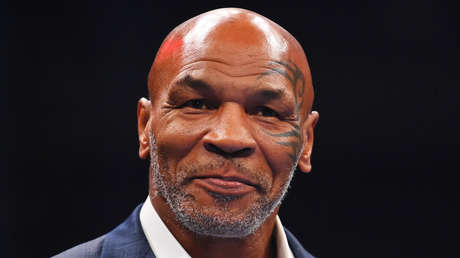 Pasajero golpeado por Mike Tyson en un avión le exige 450.000 dólares de indemnización