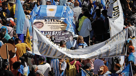 Argentina rumbo al "cambio de época" con la asunción presidencial de Javier Milei