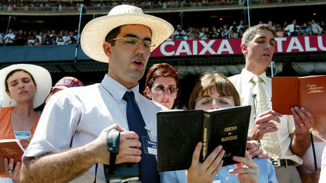 ¿Una "secta"? Víctimas de los Testigos de Jehová se anotan una victoria judicial en España