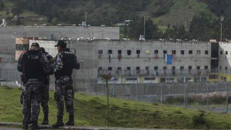 Noboa anuncia la expulsión de reos extranjeros de cárceles en Ecuador