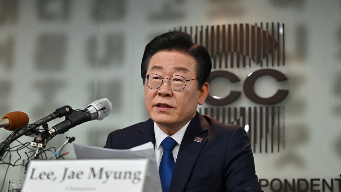 Atacan al líder opositor surcoreano Lee Jae-myung