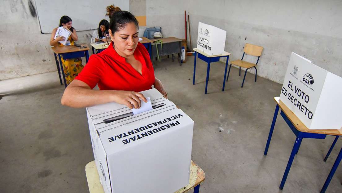 El panorama electoral enciende motores en Ecuador tras un tumultuoso año político