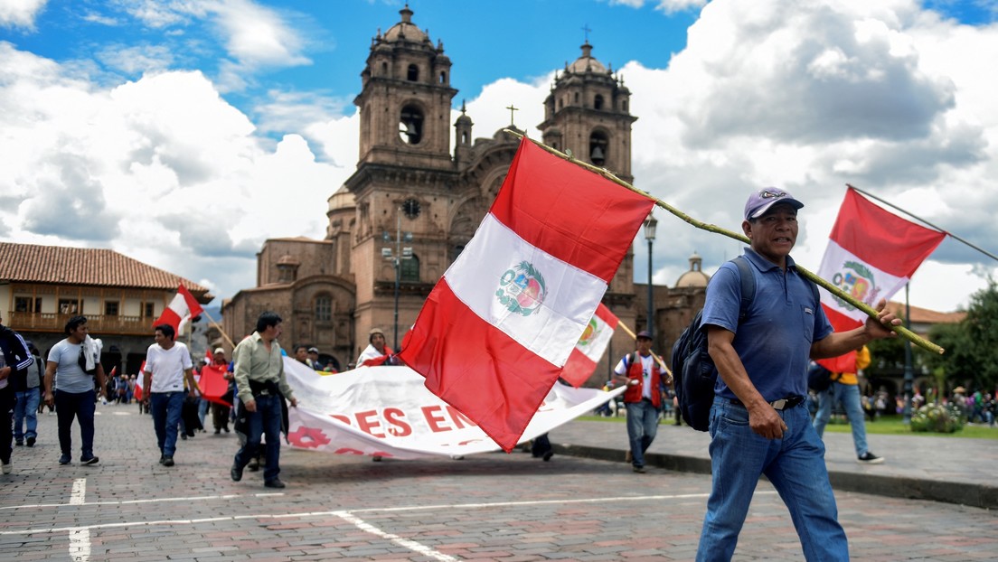 Denuncian que la Policía de Perú manipuló pruebas en el caso de un manifestante fallecido