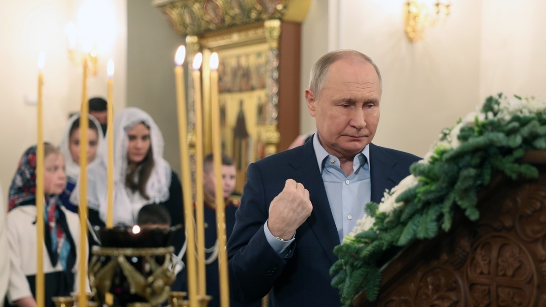Putin se reúne con familias de fallecidos en la operación especial en vísperas de la Navidad ortodoxa