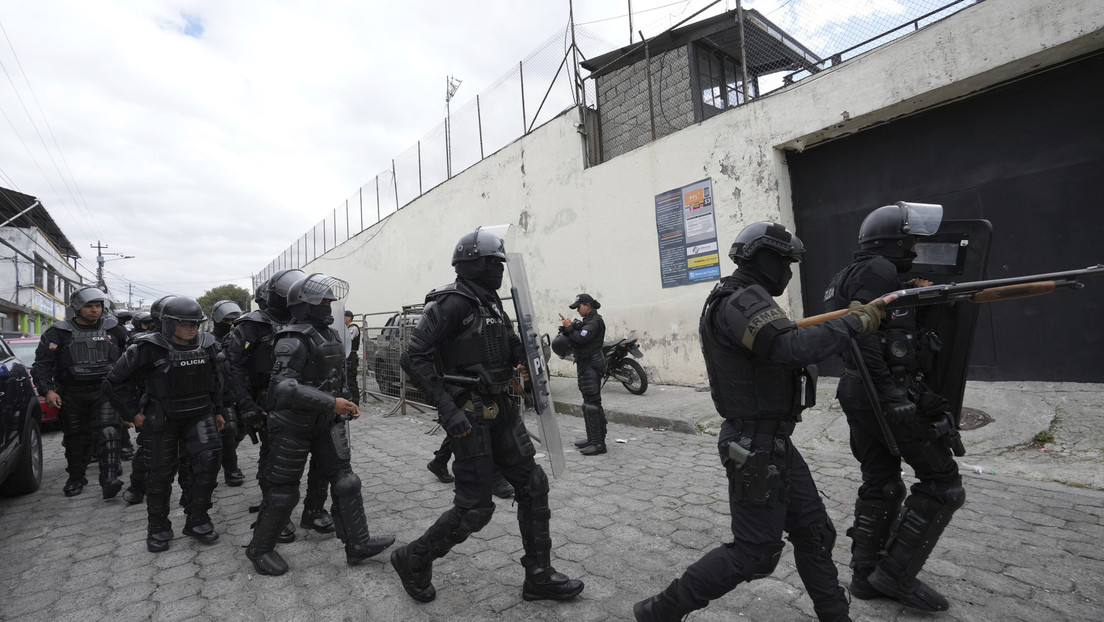 Parlamento, Judicatura y prefectos prometen acciones "urgentes" tras la noche de terror en Ecuador