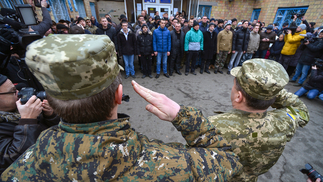 Gobernador ucraniano dice que quienes eluden la movilización no tienen derecho a "una vida plena"