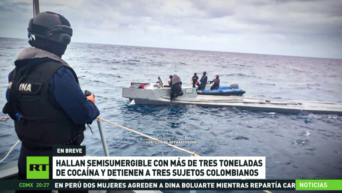 Hallan un semisumergible con más de tres toneladas de cocaína y detienen a tres sujetos en Ecuador