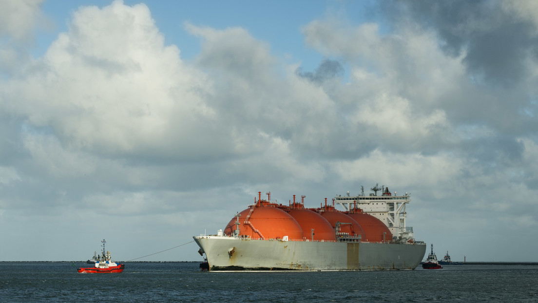 Biden frena temporalmente exportaciones del gas natural licuado