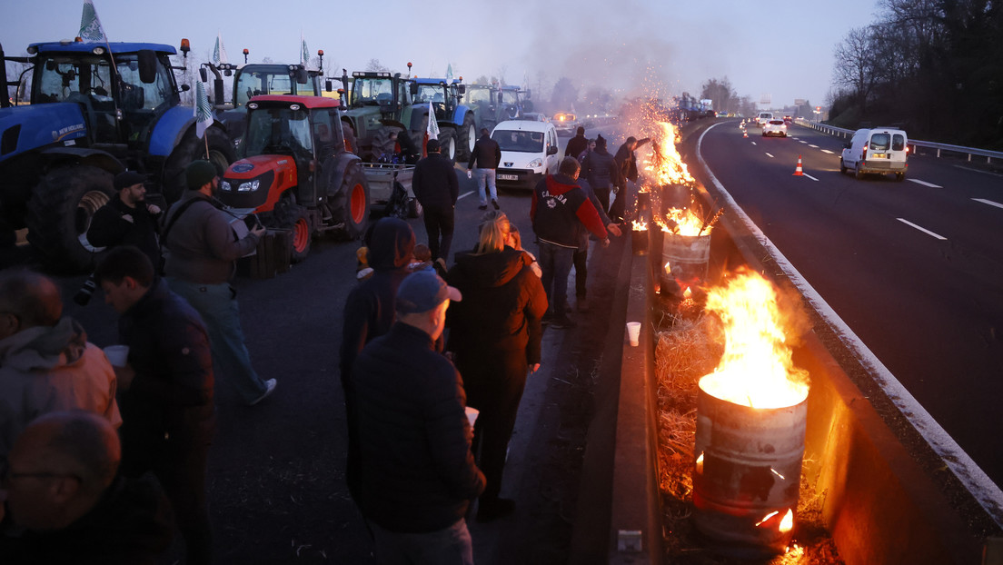 Agricultores franceses planean bloquear París y sus alrededores desde este domingo