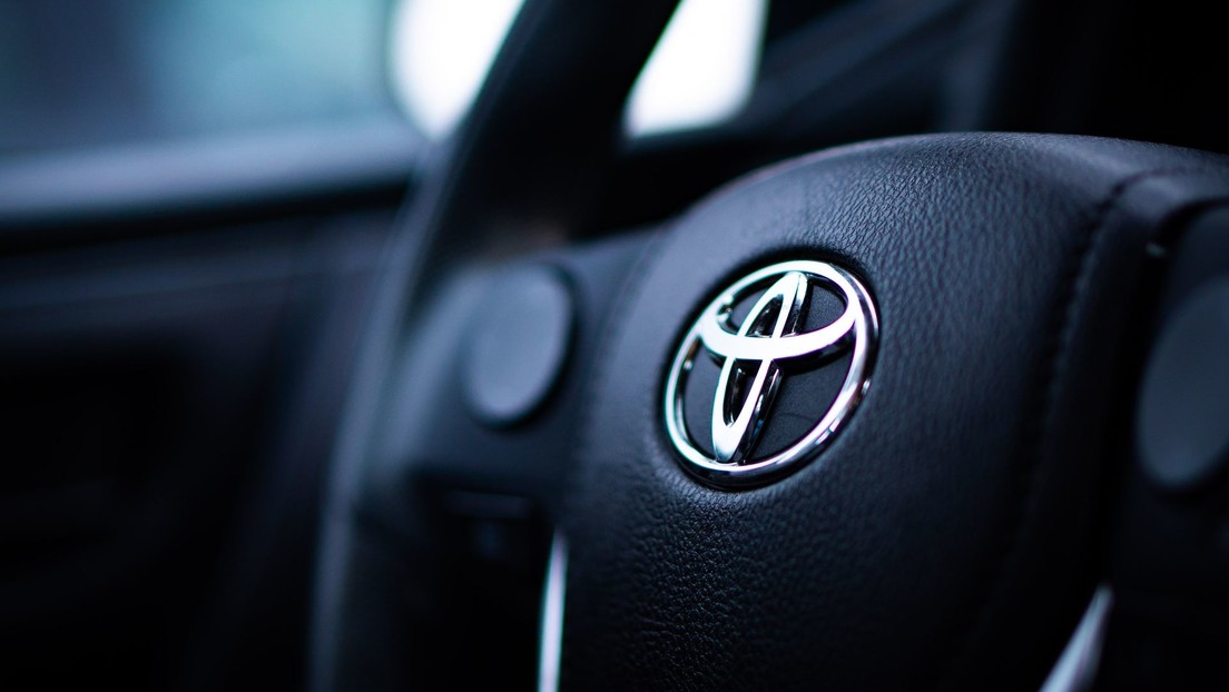 Toyota pide a 50.000 propietarios de coches que dejen de conducirlos y los sometan a reparación urgente