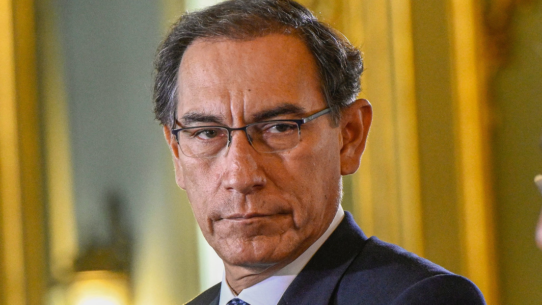 Nueva sacudida fiscal en Perú: implican a expresidente Martín Vizcarra en una red criminal