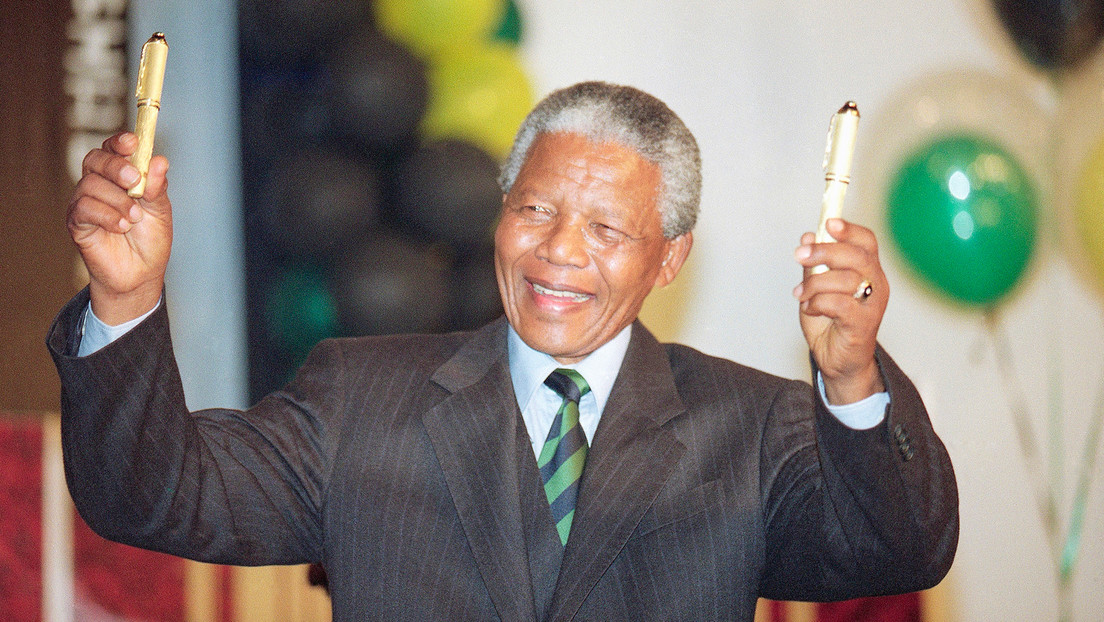 Una casa de subastas suspende la venta de pertenencias de Nelson Mandela por objeciones desde Sudáfrica