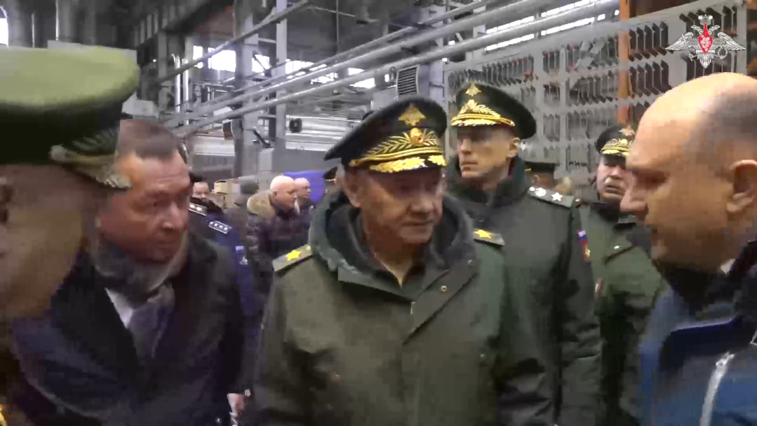 VIDEO: El ministro ruso de Defensa exige a los productores de armas que "dejen de hacer el tonto"