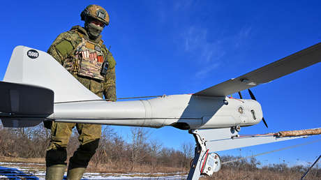 "Buenos, baratos y muy eficaces": Putin destaca las ventajas de usar drones en la zona del conflicto