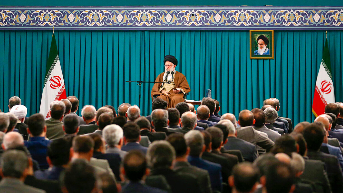Reportan que el líder supremo de Irán trata de evitar una guerra directa con EE.UU.