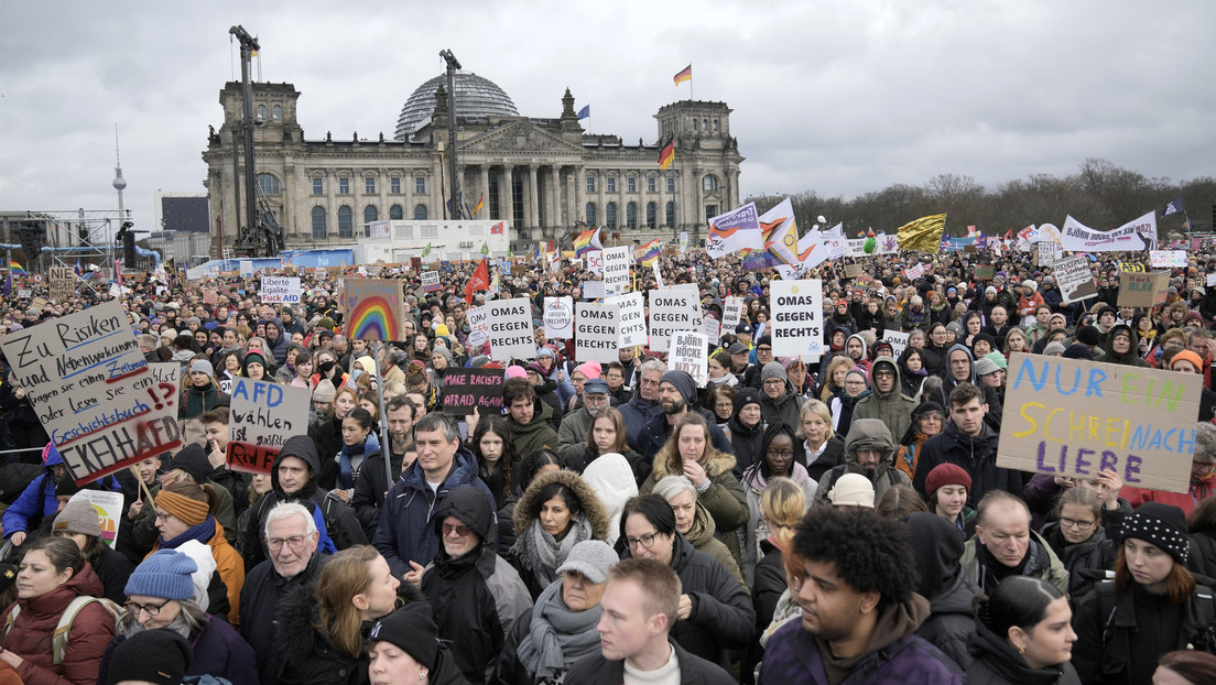 Más de 200.000 personas protestan en Alemania tras escándalo neonazi (VIDEOS)