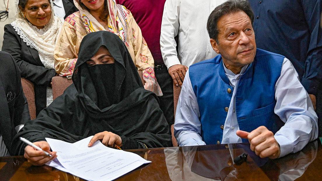 Condenan a ex primer ministro pakistaní y a su esposa a 7 años de prisión por matrimonio 'no islámico'