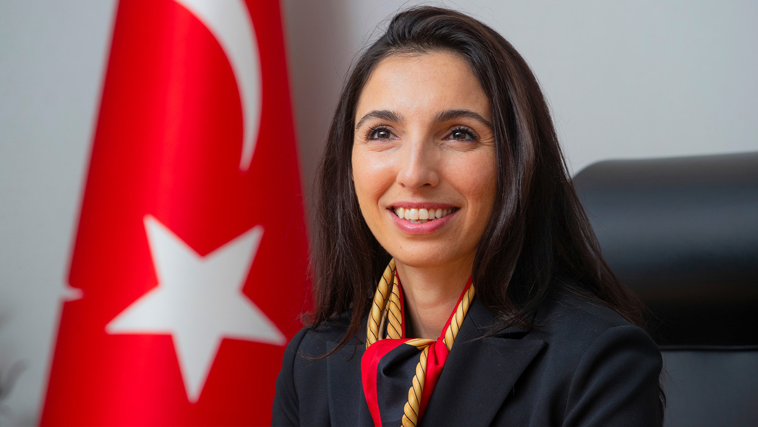Renuncia la presidenta del Banco Central de Turquía
