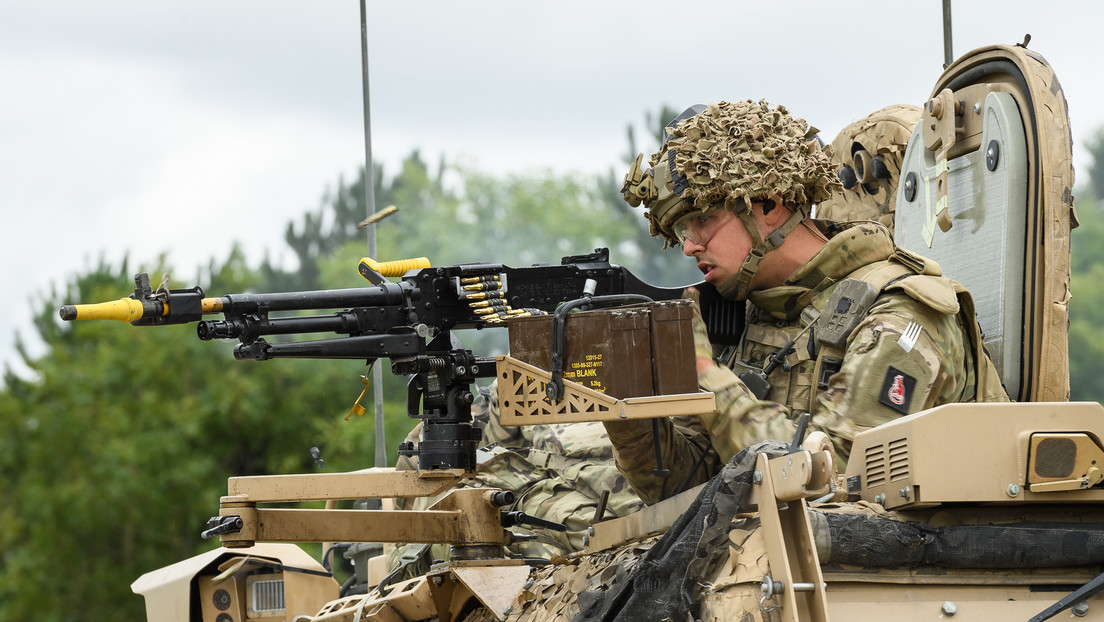 Ejército "vaciado": informe revela falta de municiones, financiación y personal en las FF.AA. británicas