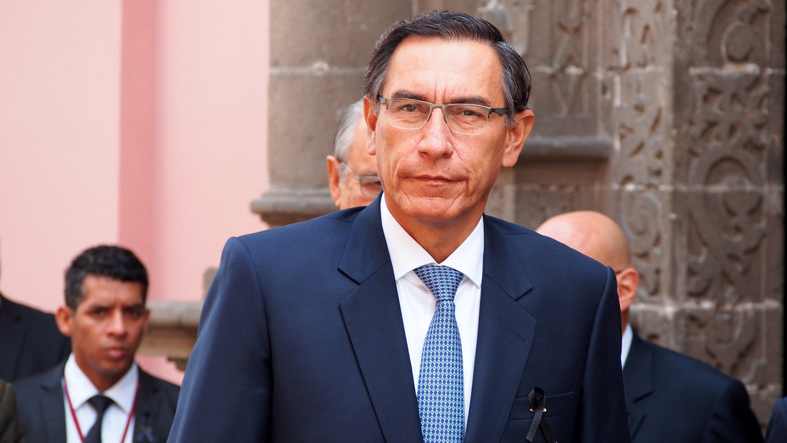 Congresista peruano presenta denuncia constitucional contra el expresidente Martín Vizcarra