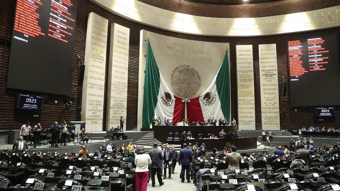 Congreso de México inicia el trámite de las reformas constitucionales de López Obrador
