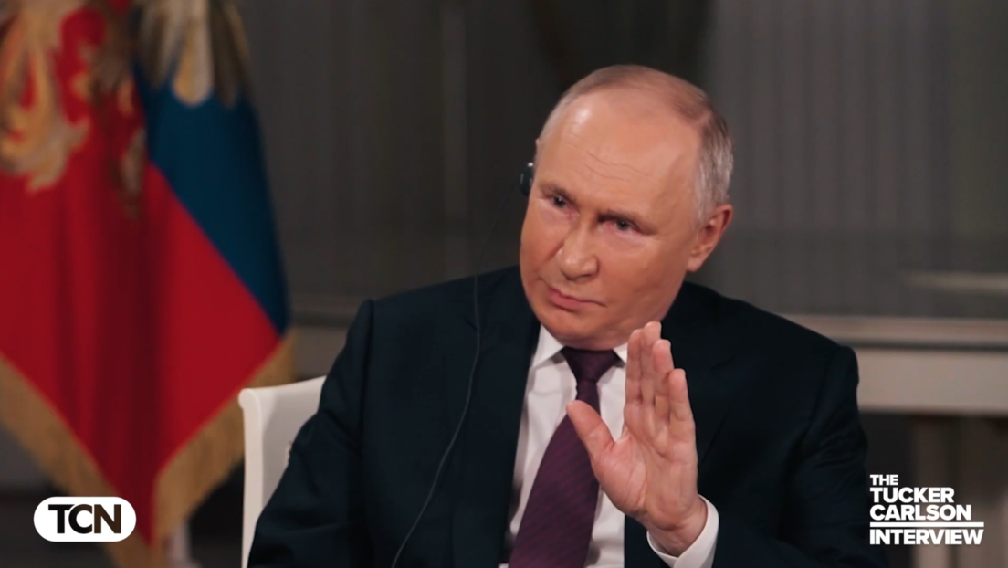 Putin: "En la guerra de propaganda es muy difícil derrotar a EE.UU. porque controla todos los medios del mundo"