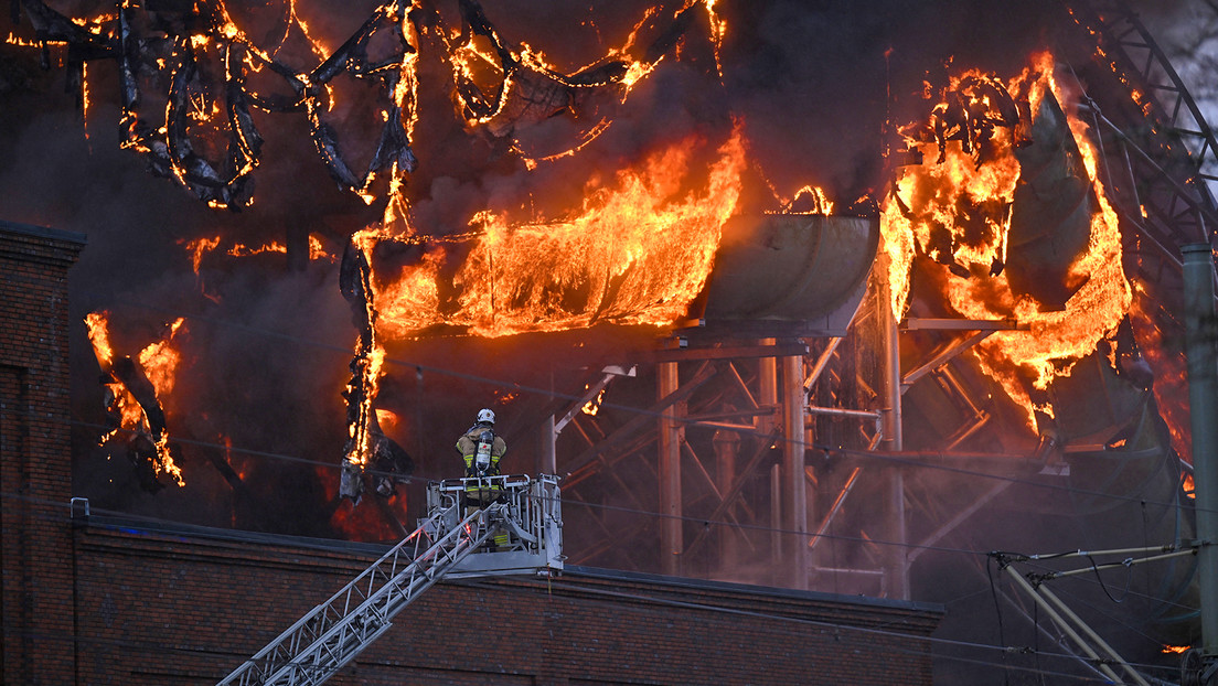 13 heridos tras un grave incendio en un parque de atracciones de Suecia (VIDEOS, FOTOS)