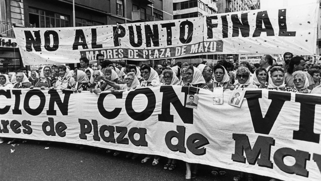 Madres de la Plaza de Mayo denuncian la censura en las redes sociales de su emisora radial