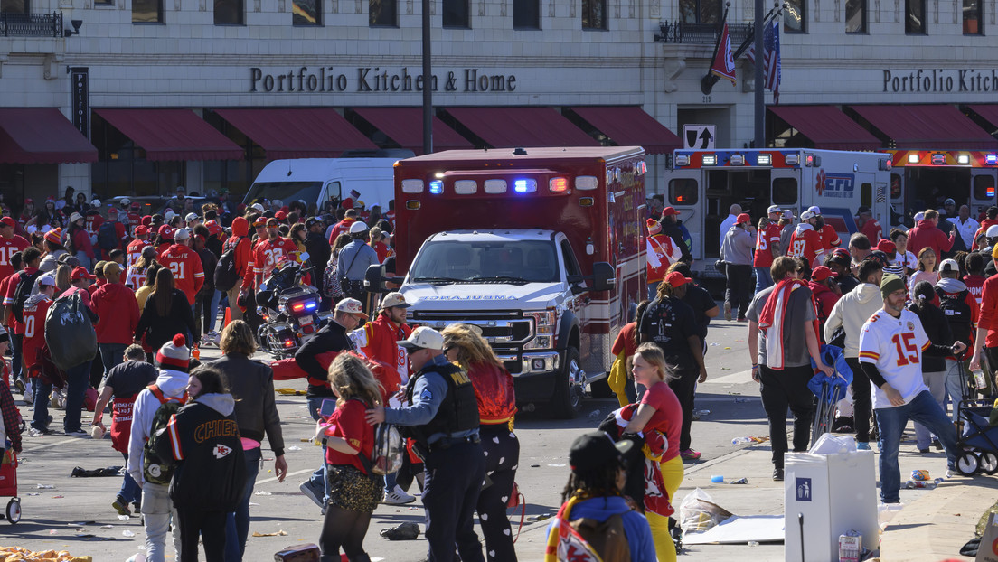 Un muerto y 22 heridos en un tiroteo en Kansas City durante festejos por la Super Bowl