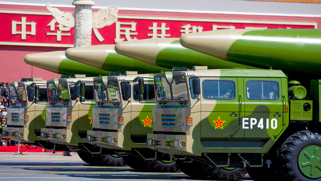 Canciller chino asegura que Pekín no empleará armas nucleares contra los países que no las poseen