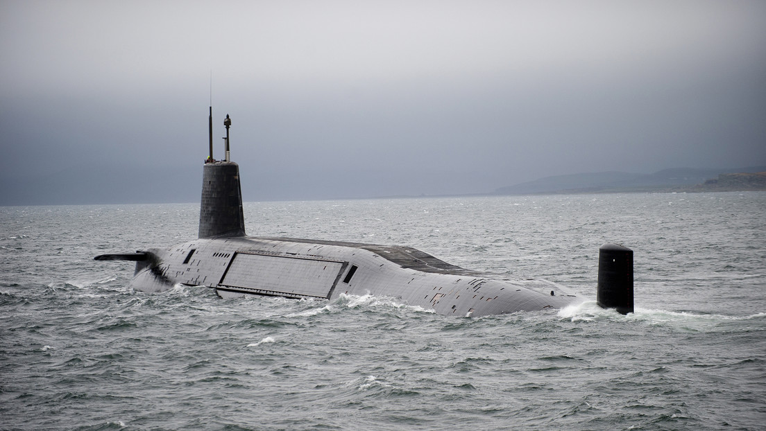 Un misil británico falla y cae a pocos metros de un submarino con el ministro de Defensa a bordo