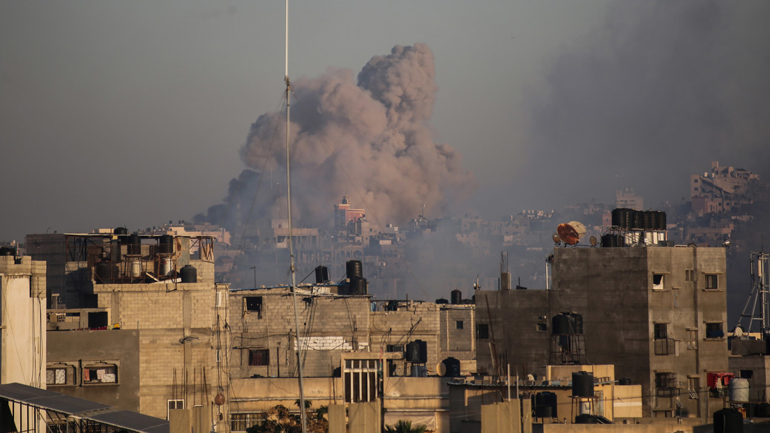 Israel bombardea varios objetivos en Rafa, donde se refugian más de un millón de palestinos