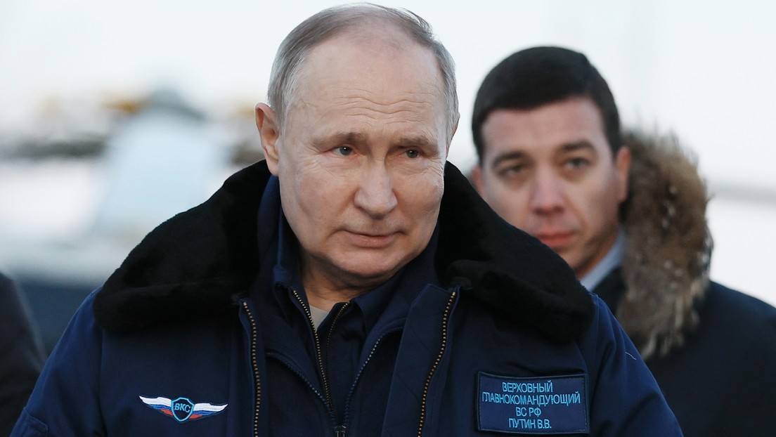 Putin cuenta su experiencia tras volar en un nuevo bombardero supersónico