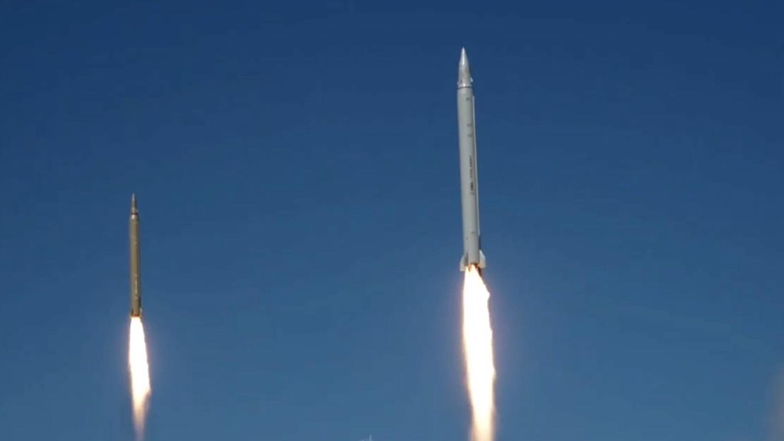Irán publica imágenes de las pruebas de sus nuevos misiles balísticos