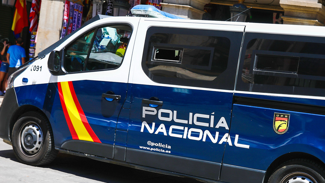 Detienen en España a dos 'influencers' por drogar, violar y grabar a menores