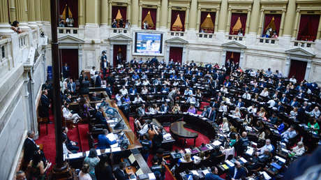 Derrota para Milei: la 'ley ómnibus' no avanza en Diputados y volverá a ser tratada en comisiones