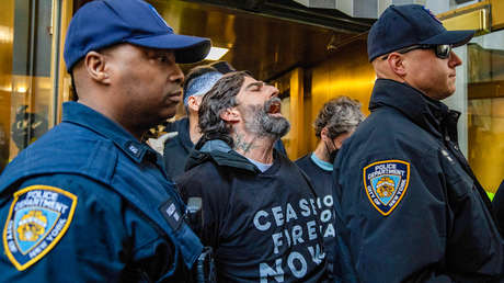 Manifestantes Propalestinos Irrumpen En Sede De NBC En Protesta Por ...