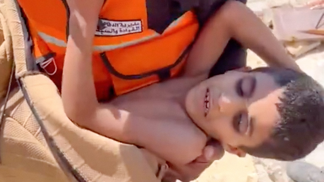 VIDEO: Rescatan a un niño palestino que estuvo 9 días bajo los escombros