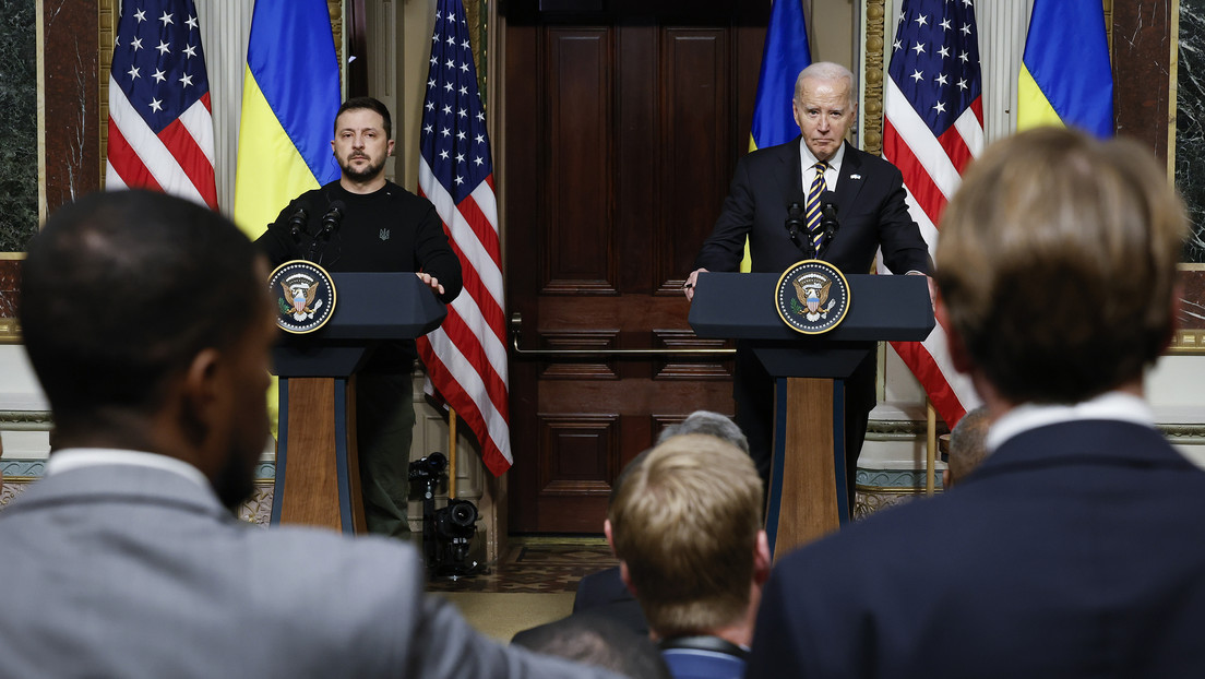 Robert Kiyosaki: "Biden ha creado más millonarios que cualquier otro presidente. Todos viven en Ucrania"