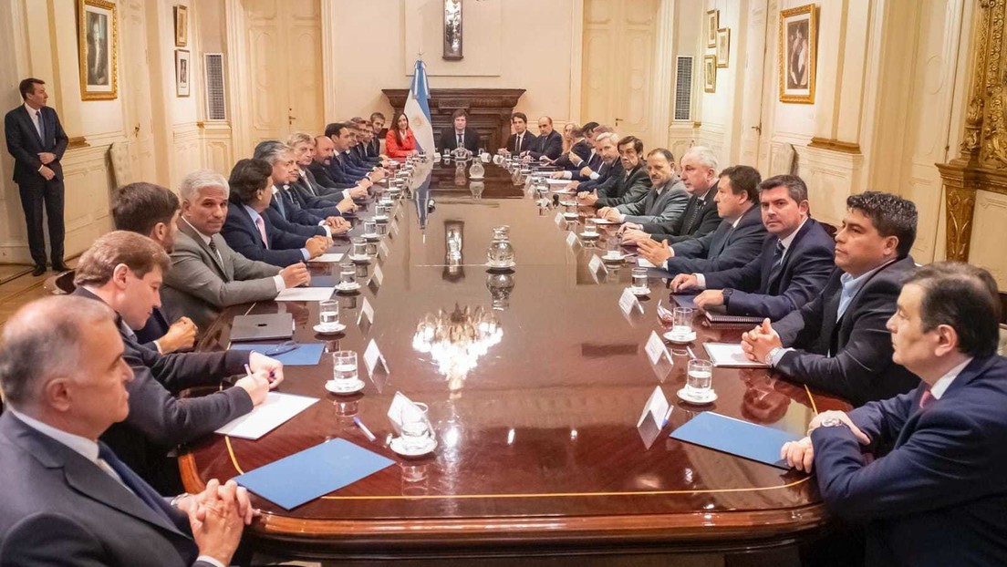 La Casa Rosada recibe a un grupo de gobernadores para promover el Pacto de Mayo