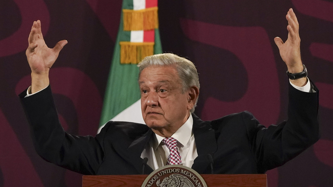 López Obrador: "Malos mexicanos" tratarán de entregar de nuevo el petróleo del país