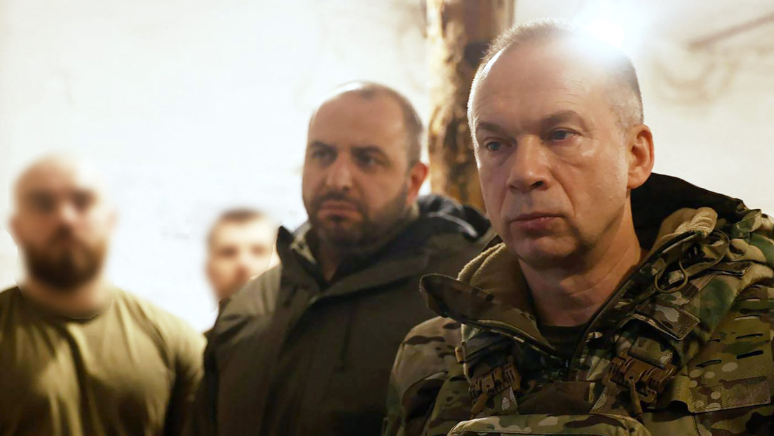 Cúpula militar ucraniana inspecciona el frente ante los avances de Rusia